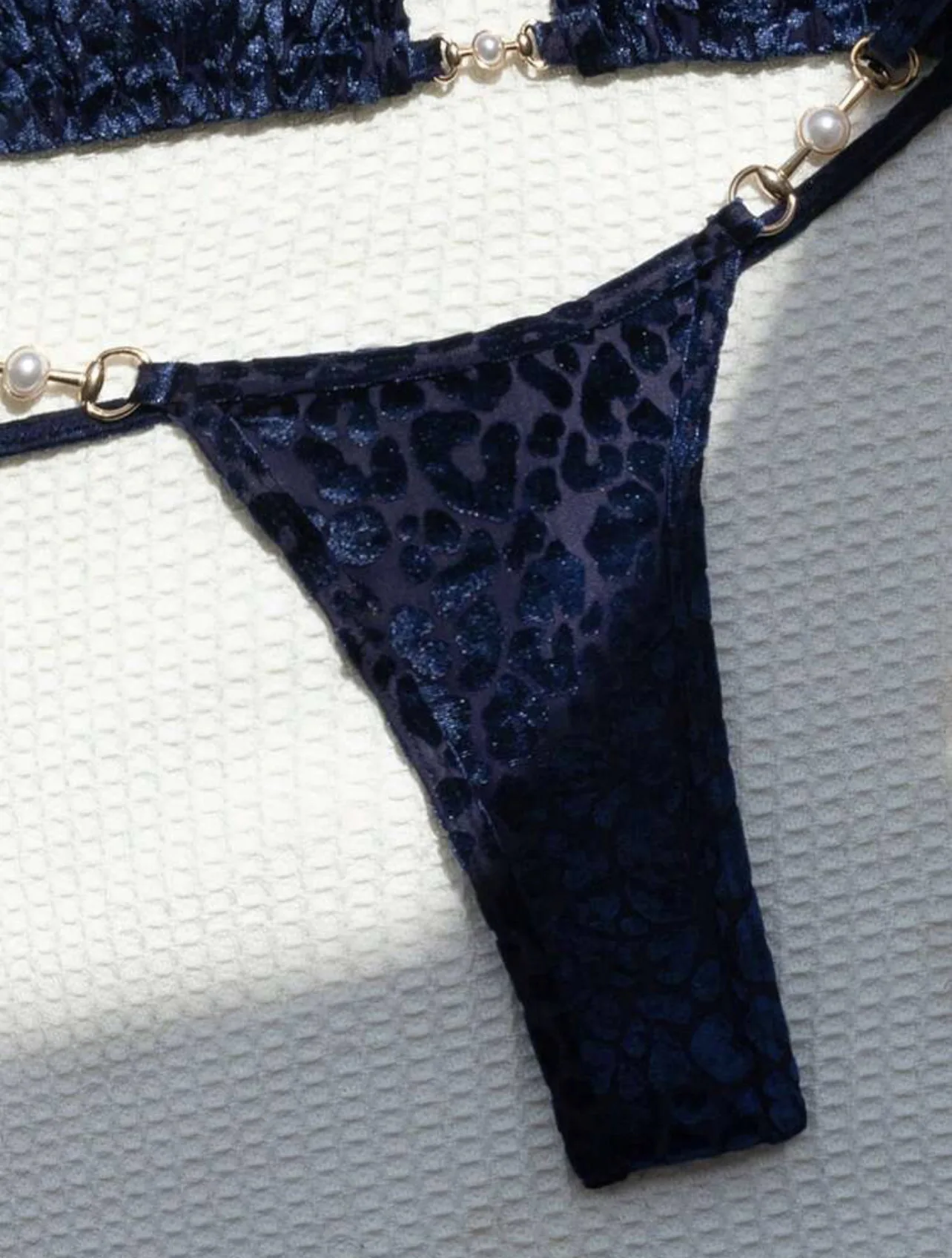 2024 Brazilian Summer Women Leopard Pearl Bathing Suit Beachwear Thong Two Pieces Set Special Fabric Halter Neck Swimwear Bikini - Image 2