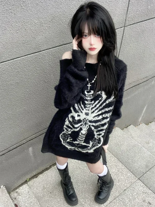 Women's Skull Print Harajuku Sweater Sweater Goth Top Aesthetic Black Pullover Harajuku Fashion Streetwear Top 2000 - Image 5