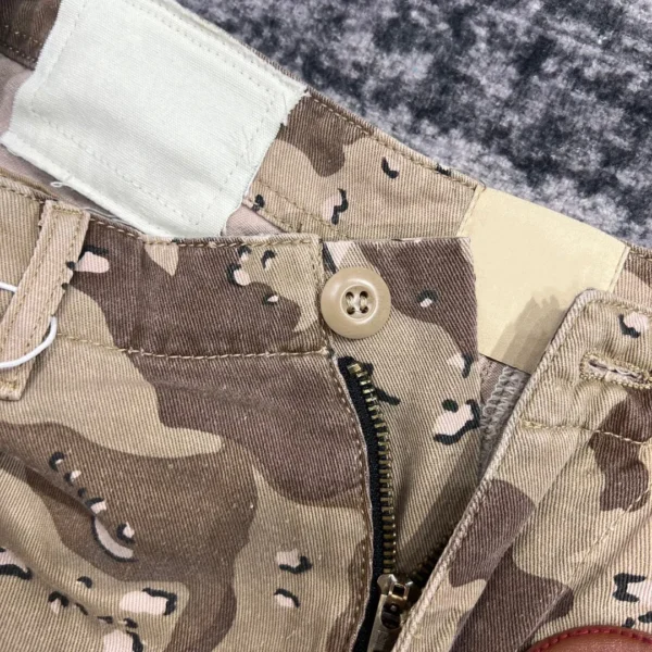 Summer Fashion Camouflage Splicing Leather Letter Washed Retro Knee Jeans Men Women Shorts - Image 3