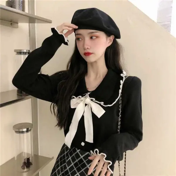 New College-style Loose and Versatile Bow-knot Design with Fungus Edge Doll Collar Long-sleeved Knitted Top