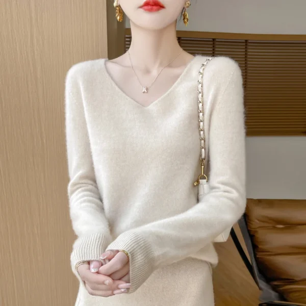 Autumn And Winter New 100% Wool Women's V-neck First-Line Ready-To-Wear Knitted Bottoming Sweater Loose Slim Pullover Cashmere - Image 4