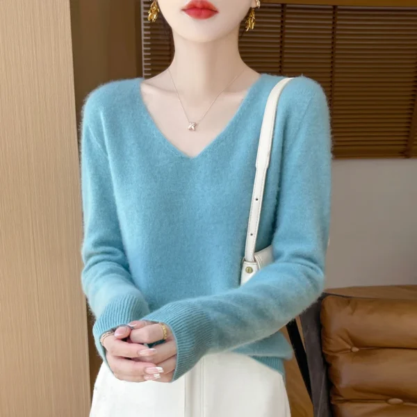 Autumn And Winter New 100% Wool Women's V-neck First-Line Ready-To-Wear Knitted Bottoming Sweater Loose Slim Pullover Cashmere - Image 2