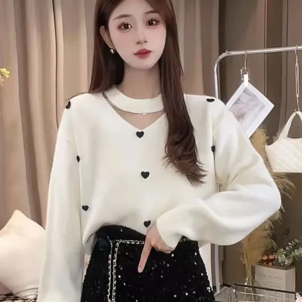 French Gentle Style New Retro Love Chic Temperament V-neck Pullover Long Sleeved Knitted Sweater - Image 2