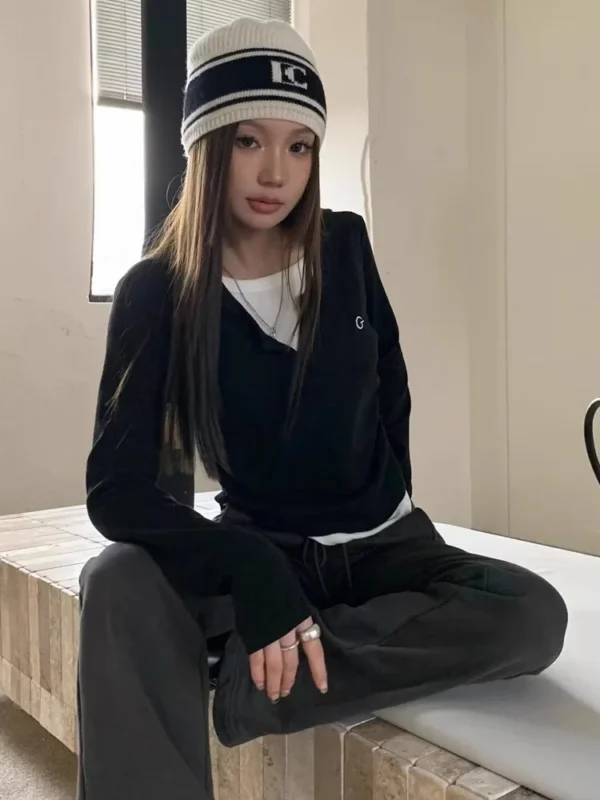 2024 Autumn Winter Long Sleeves Korean Fashion Style O-neck Tshirt For Women Fake two items T-shirts Ladies Top Tee Clothes - Image 4