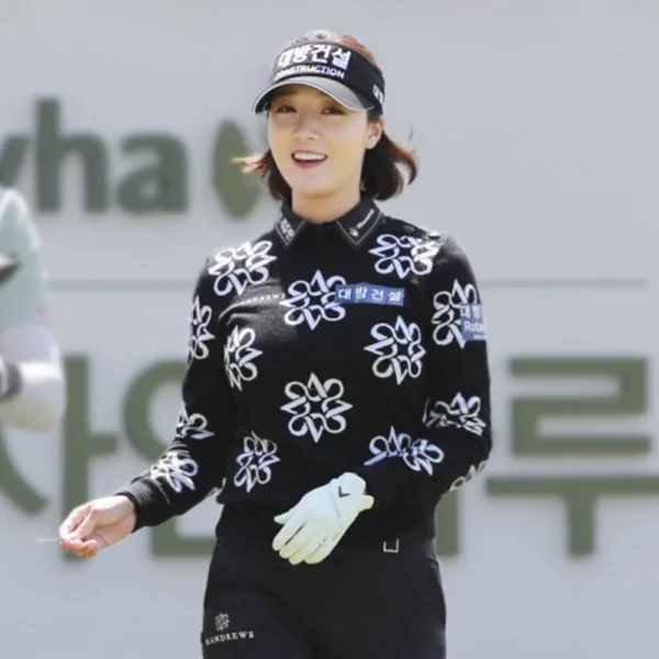 ST ANDREWS Stands Out! Trendy Knitted Sweater for Women! Luxurious Design, Sporty High Stretch, Golf, Soft To The Touch! - Image 4