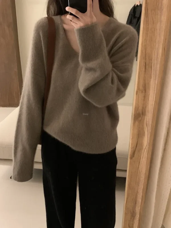 2024 Spring/Autumn New Cashmere Sweater Women's V-Neck European American High end Luxury Pullover 100% Pure Wool Knitted Sweater - Image 3