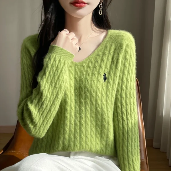2024 Autumn and Winter New V-neck Casual Knitted Pure Wool Fashion Versatile Woolen Sweater Shows Thinning - Image 5