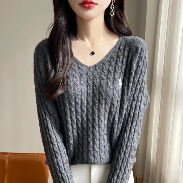 2024 Autumn and Winter New V-neck Casual Knitted Pure Wool Fashion Versatile Woolen Sweater Shows Thinning - Image 3
